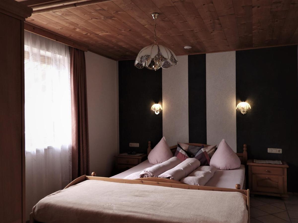Appartamento Haus Goldeck Lermoos Esterno foto