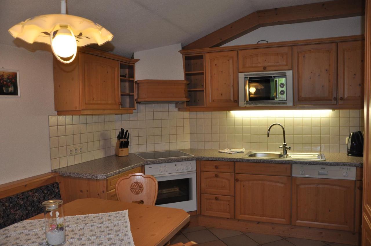 Appartamento Haus Goldeck Lermoos Esterno foto