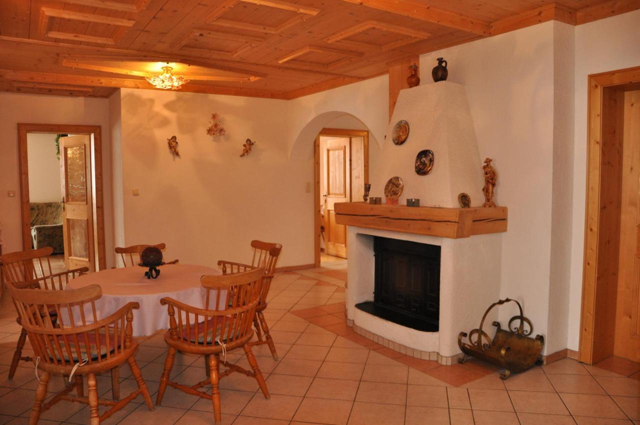 Appartamento Haus Goldeck Lermoos Esterno foto